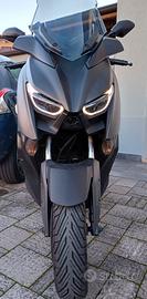 Scooter Xmax 300