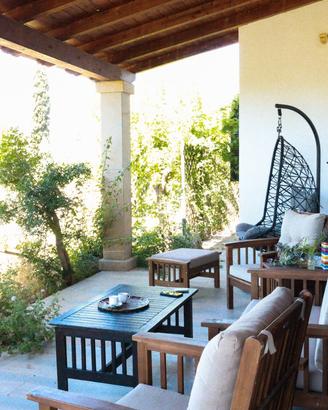 DONORI: Elegante VILLA immersa tra gli ulivi