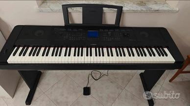 Pianoforte Yamaha dgx 650