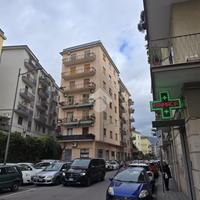 NEGOZIO A SALERNO