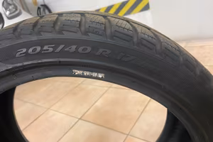 2 Pneumatici pirelli sottozero M+S 205/40 R17-84H