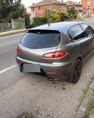 Alfa romeo 147 1.9 120 cv anno 2009