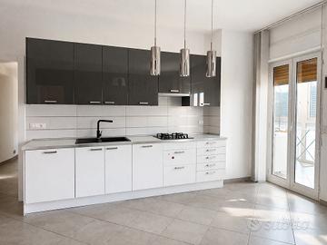 Cucina moderna completa