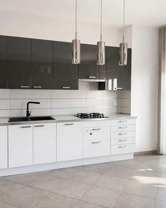 Cucina moderna completa