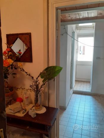 LOFT in zona OTTAVIANO con SPESE COMPRESE