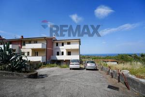 Villa a schiera - Aci Catena