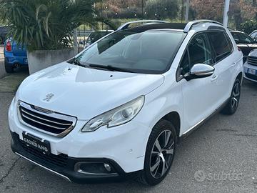 Peugeot 2008 1.6 BlueHDi 120 cv panoramica