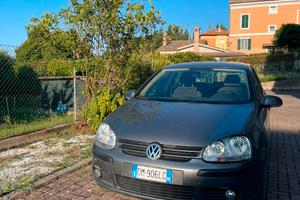 Volkswagen  Golf V 1.9 TDI comfort line