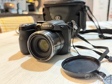 Fujifilm S finepix 2500 hd