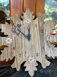 orologio a muro in legno