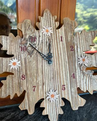 orologio a muro in legno