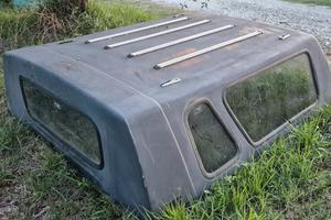 NISSAN KING CAB D21 hard top
