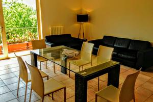 Loft elegante con posto auto in garage
