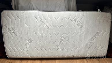 Materasso singolo a molle insacchettate