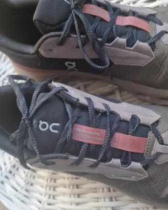 ON cloud runner2 waterproof misura 44