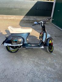Vespa 50