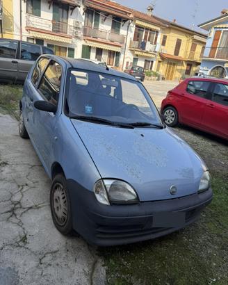 FIAT 600