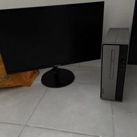 PC FISSO COMPLETO: PC CASE, MONITOR, MOUSE, TASTIE