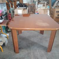 Tavolo quadrato allungabile 