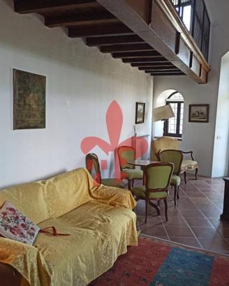 Appartamento di 110 m² con 4 locali a Fiesole