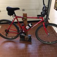 Mountain bike Specialized