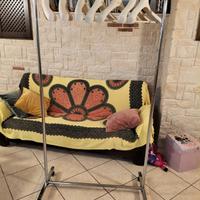 stender in acciaio per abiti