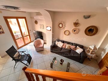 Arbus - Casa con cortile