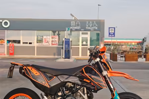 ktm smc 690 patente A2