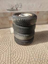 4 pneumatici invernali BFGoodrich 175/70 R13