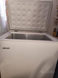 congelatore  Akai  141 litri 