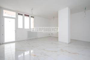 RIF: AN288S - Ampio trilocale di 116 mq ristruttur