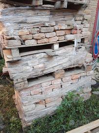 Mattoni su bancale