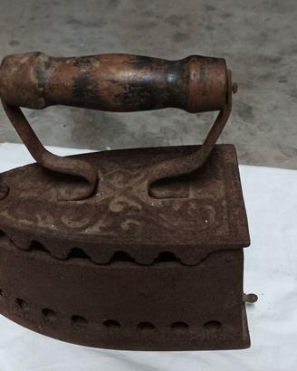 FERRO DA STIRO  SECOLO SCORSO