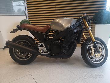 Cafe Racer  Suzuki Gsx 1000