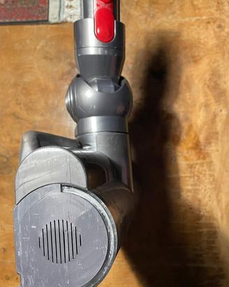 Dyson v15