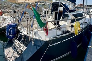 Natante a vela Siltala Nauticat 321