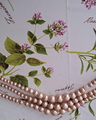 Collana in perle vintage rotta