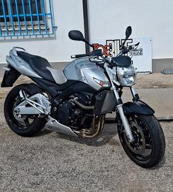 Suzuki GSR 600