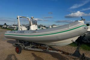 gommone shark di 5,50mt con motore 40/60 app tagl