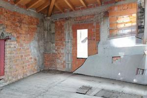 PORZIONE INDIPENDENTE DI 2loc E BOX DOPPIO