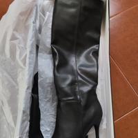 Stivali nuovi Primadonna ecopelle nero