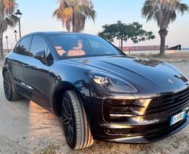 PORSCHE MACAN 2.0 245 cv come nuova full optional