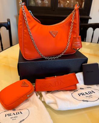 Prada re-edition 2005 in re-nylon