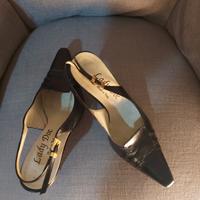 scarpe décolleté in pelle nera