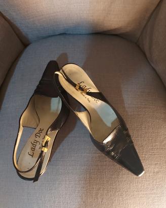 scarpe décolleté in pelle nera