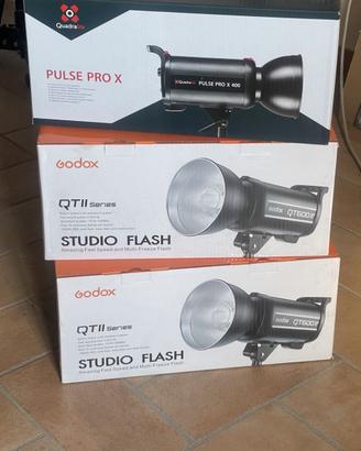 Tre flash da studio 600 Ws – Godox/Quadralite