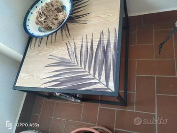 tavolino basso quadrato disegni palme 