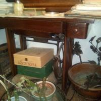 MACCHINA DA CUCIRE con tavolino a scomparsa singer