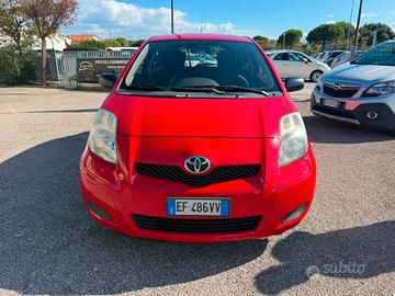 Toyota Yaris 1.0 3 porte Now