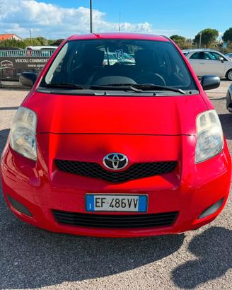 Toyota Yaris 1.0 3 porte Now